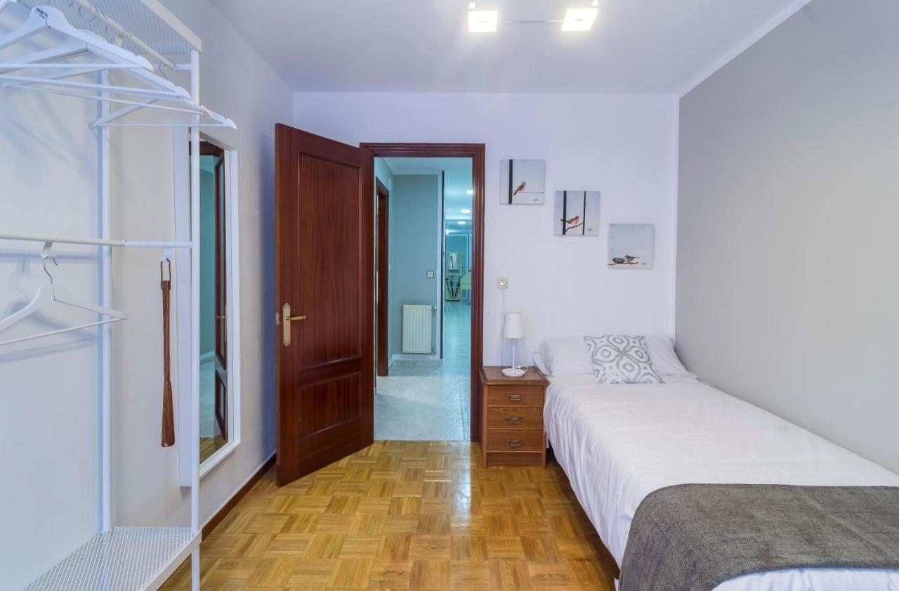 Apartamento Vital Aza Pola de Lena Exteriör bild