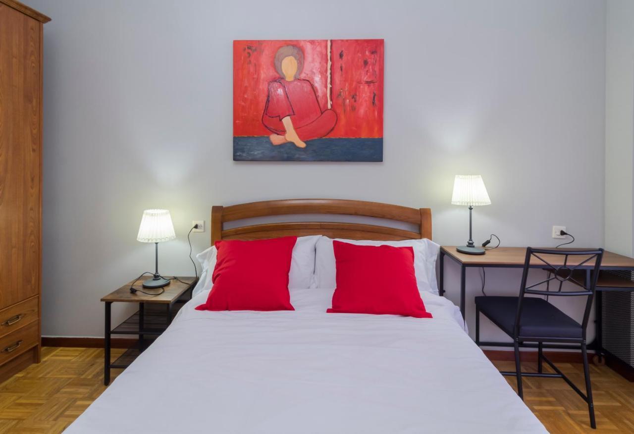 Apartamento Vital Aza Pola de Lena Exteriör bild
