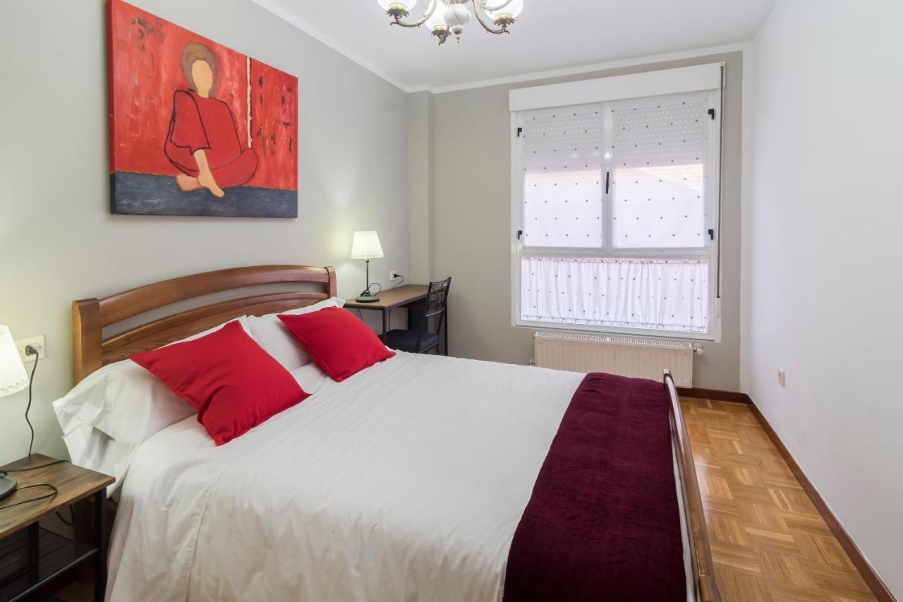 Apartamento Vital Aza Pola de Lena Exteriör bild