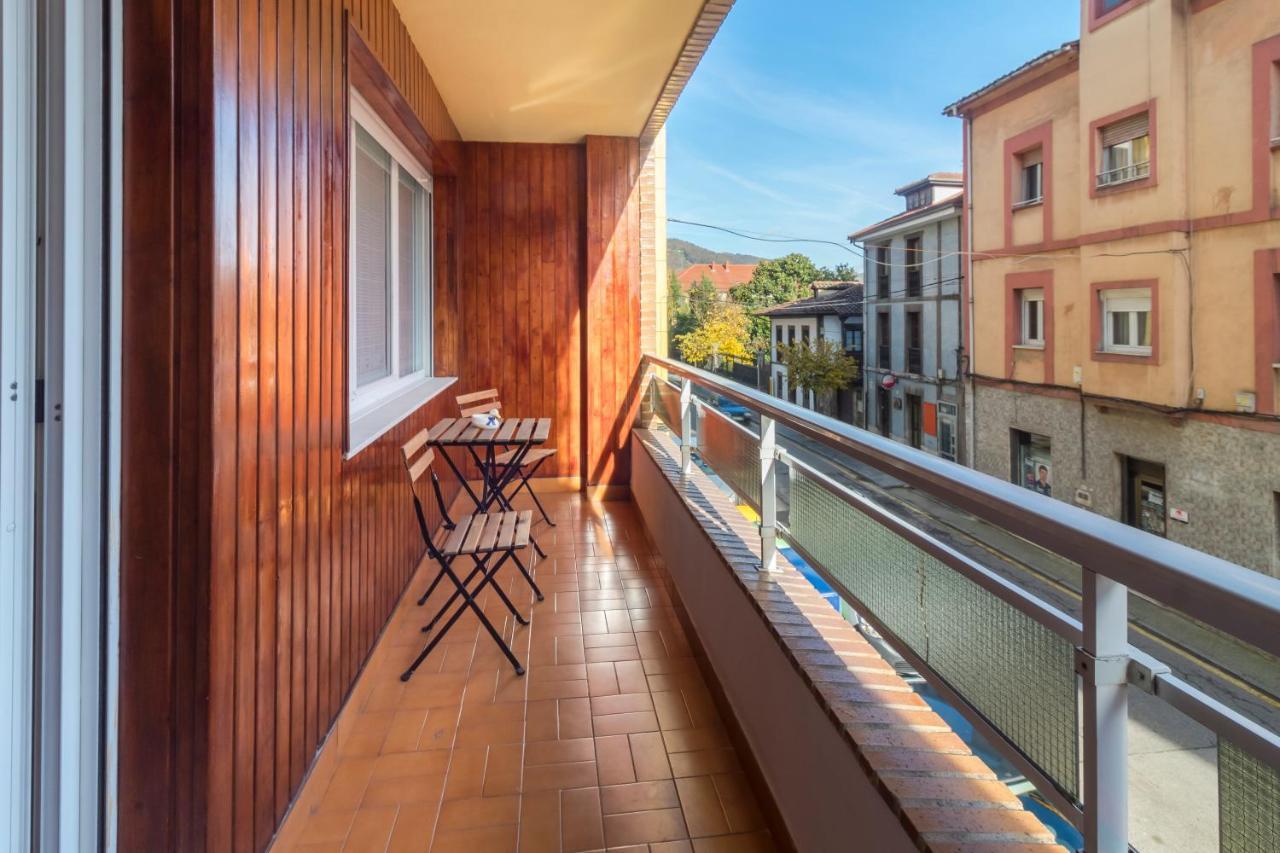Apartamento Vital Aza Pola de Lena Exteriör bild